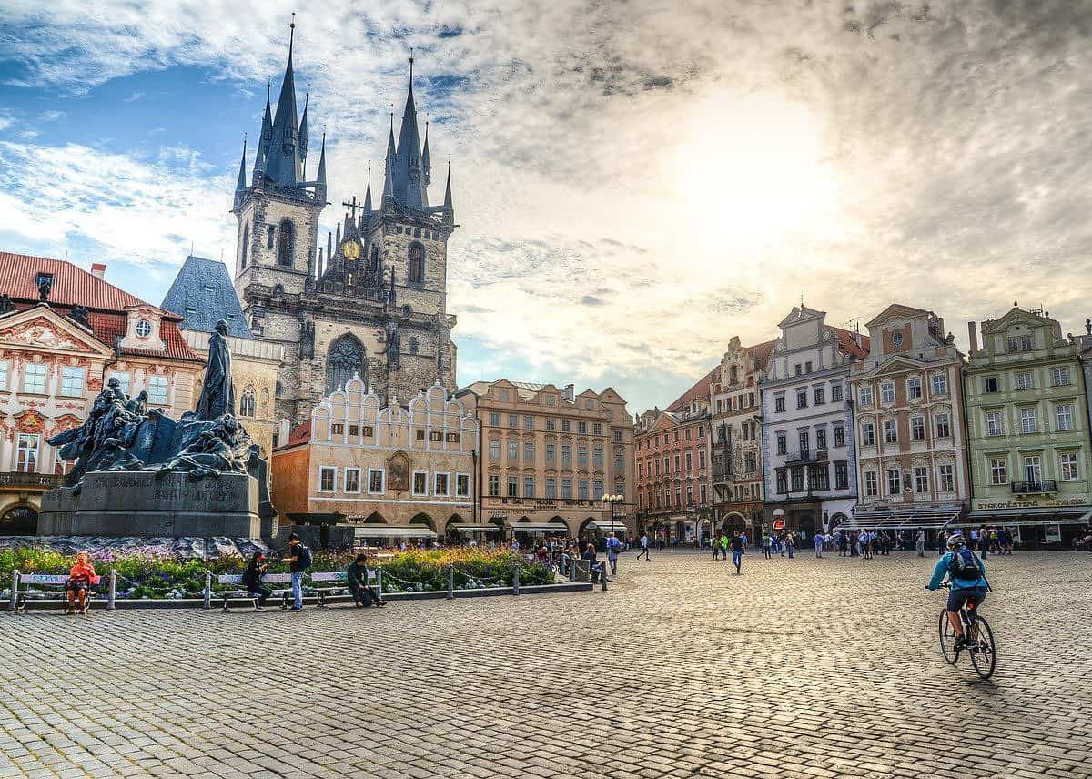 square, prague, hdr-3698563.jpg