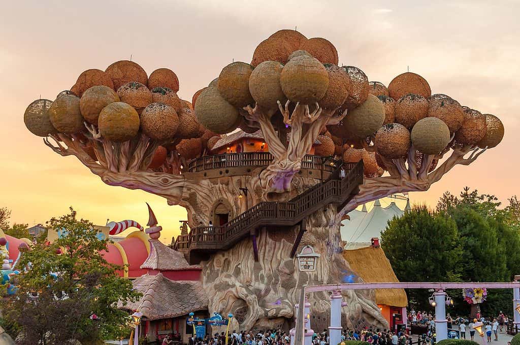 gardaland italy, theme parks in italy