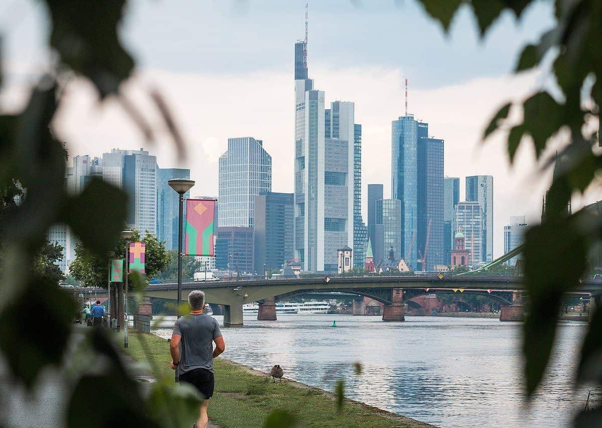 frankfurt, skyline, city-7177682.jpg