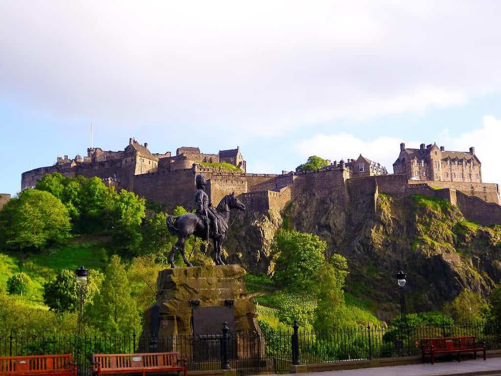 edinburgh castle, scotland